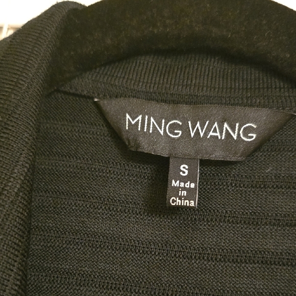 Ming Wang Black and Red Blazer with Decorative Patterns - Picture 2 of 11